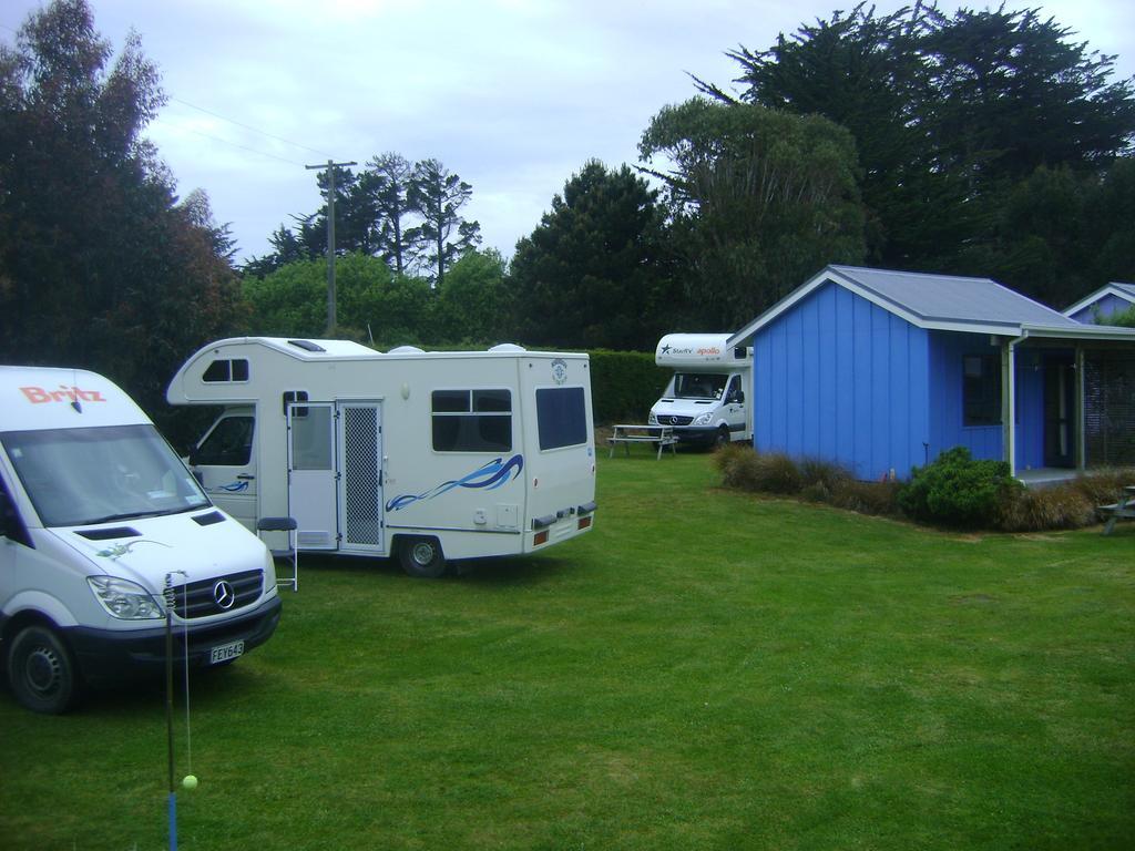 Catlins Newhaven Holiday Park โอวากะ ภายนอก รูปภาพ